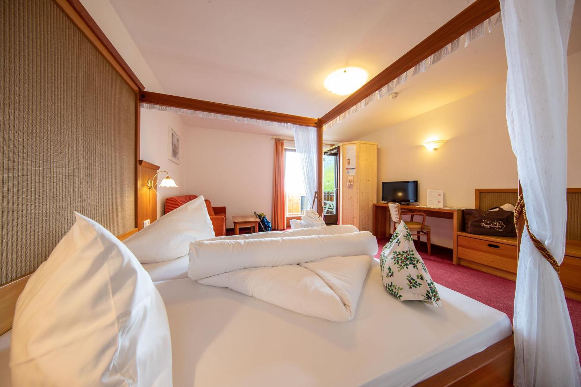 Hotel Bergfrieden Martello Quarto foto